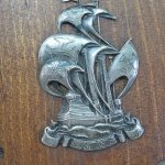 Cresta com caravela portuguesa